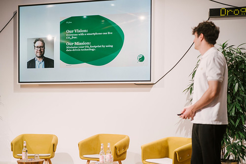 Foto 19 von 39: BASECAMP Themenwoche: Klimaschutz mit dem Smartphone (26.10.2021)