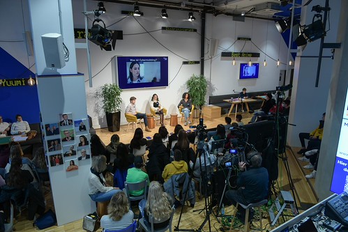 Foto 37 von 121: BASECAMP Themenwoche: „WAKE UP!“ Cybermobbing Workshop (29.10.2021)