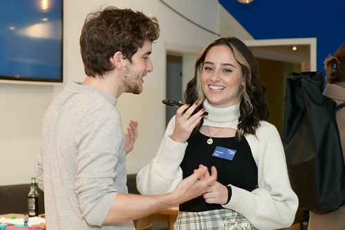 Foto 118 von 121: BASECAMP Themenwoche: „WAKE UP!“ Cybermobbing Workshop (29.10.2021)