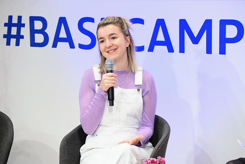 Foto 2 von 31: BASECAMP Themenwoche: Digitale Gewalt gegen Mädchen und junge Frauen (10.10.2022)