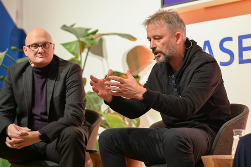 Foto 38 von 47: BASECAMP_Debate: Die Zukunft der digitalen Identitäten – wie bekommen wir Deutschland digital? (20.11.2024)