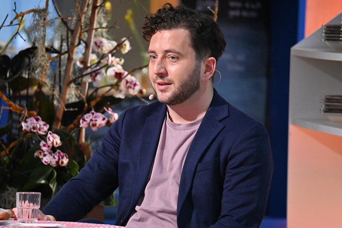 Foto 2 von 37: BASECAMP Kitchen Talk: Katrin Bauerfeind im Gespräch mit Felix Banaszak (12.02.2025)