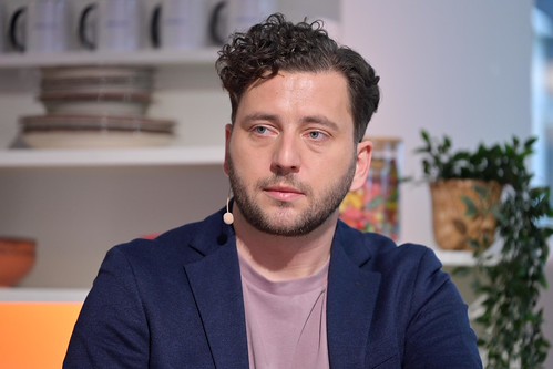 Foto 28 von 37: BASECAMP Kitchen Talk: Katrin Bauerfeind im Gespräch mit Felix Banaszak (12.02.2025)