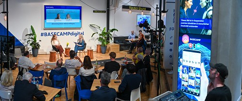 Foto 32 von 38: BASECAMP Trend2Go!: KI ist wie ein Exoskelett für das Denken – wie unterstützen uns Maschinen beim Leben und Arbeiten? (05.06.2025)