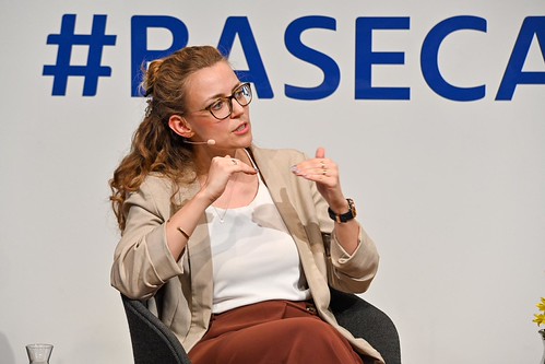 Foto 27 von 38: BASECAMP Trend2Go!: KI ist wie ein Exoskelett für das Denken – wie unterstützen uns Maschinen beim Leben und Arbeiten? (05.06.2025)