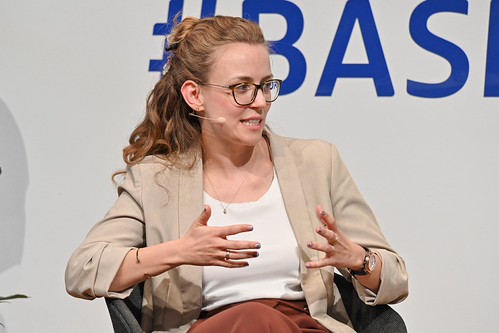 Foto 22 von 38: BASECAMP Trend2Go!: KI ist wie ein Exoskelett für das Denken – wie unterstützen uns Maschinen beim Leben und Arbeiten? (05.06.2025)