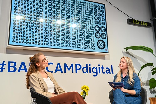 Foto 10 von 38: BASECAMP Trend2Go!: KI ist wie ein Exoskelett für das Denken – wie unterstützen uns Maschinen beim Leben und Arbeiten? (05.06.2025)