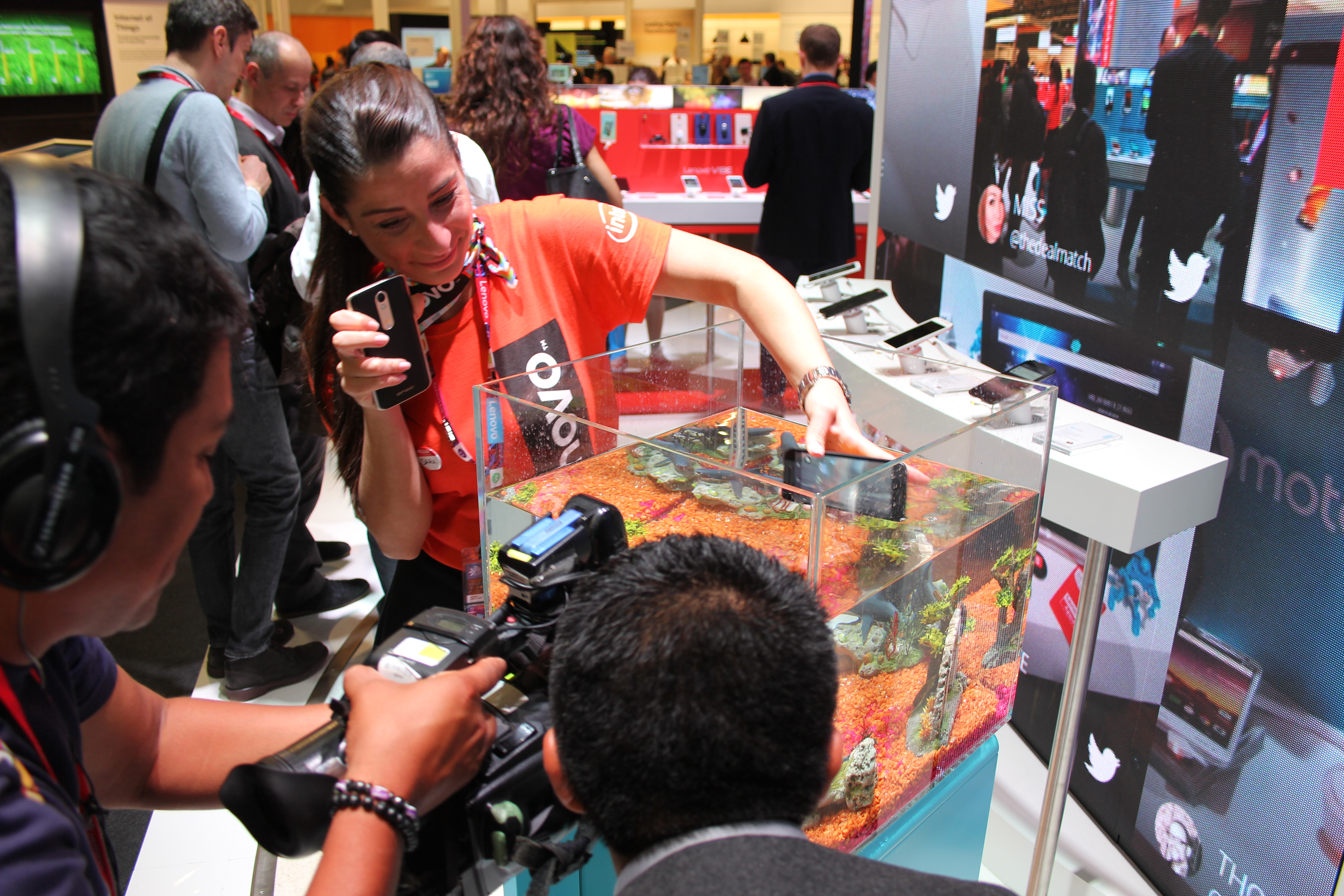 Smartphone-Bad bei Lenovo