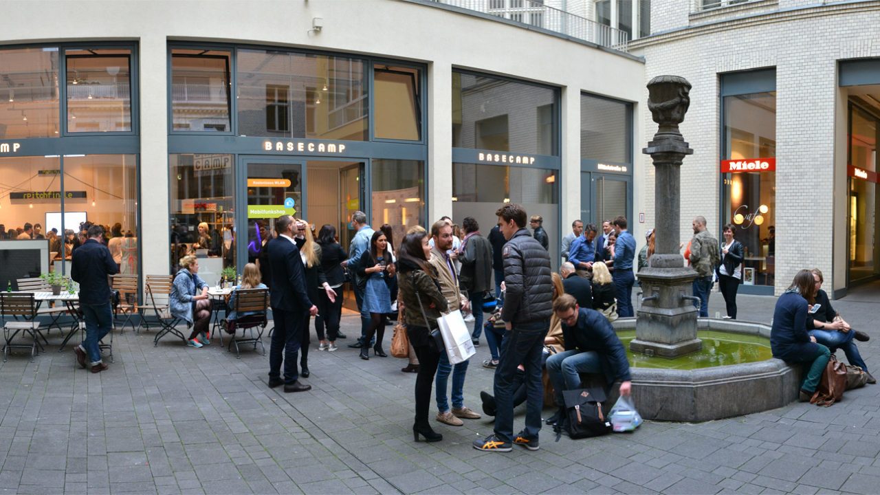 BASECAMP Außenansicht