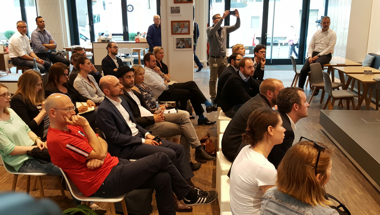 Publikum beim ersten Arbeitskreistreffen der DPRG im Telefónica BASECAMP