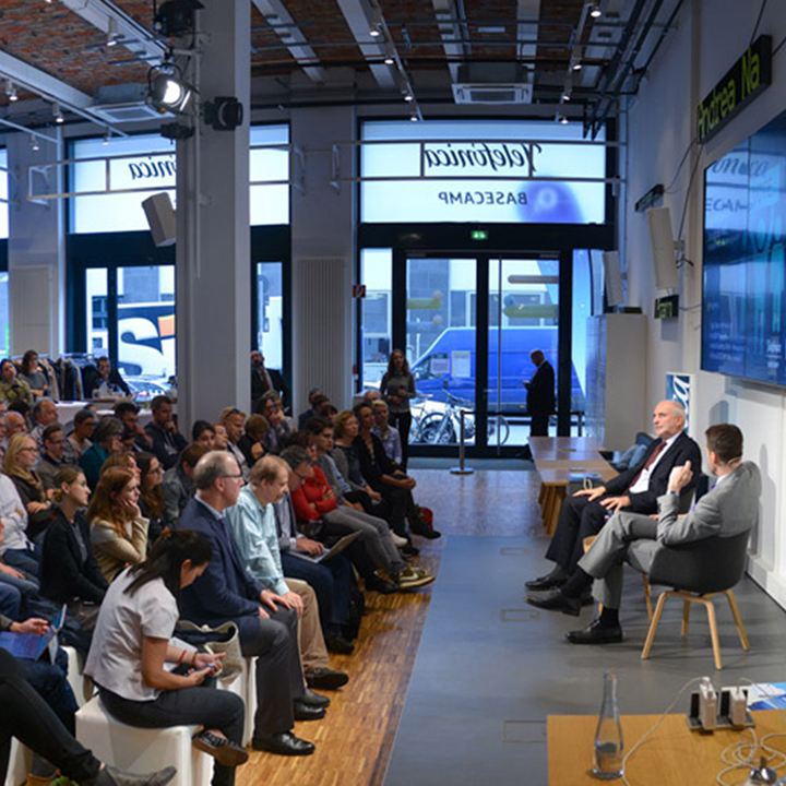 Digital-Masterminds_27092017_Roger-Cohen_0645-2540x1000