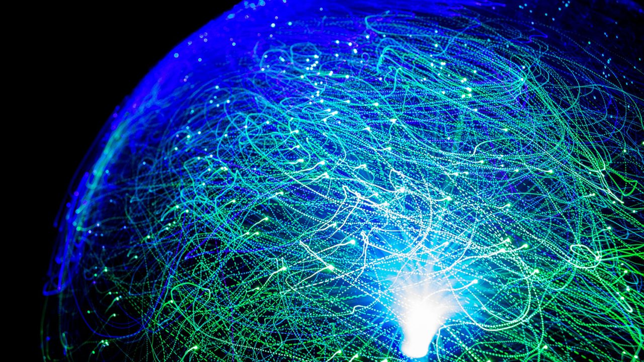 Fiber-optical-lamp-1500x984