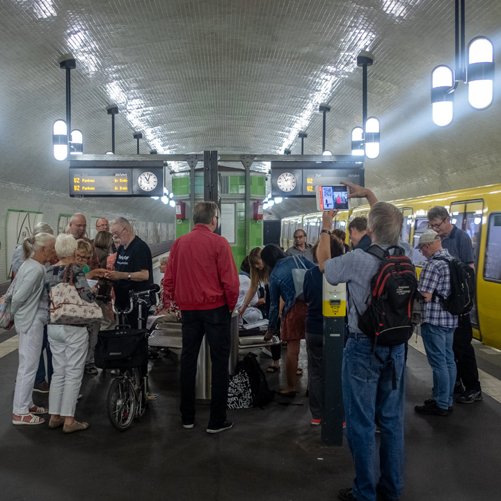 Digitaler-Spaziergang-Berlin-Mitte-6-Foto-Till-Budde-quadrat-720x720