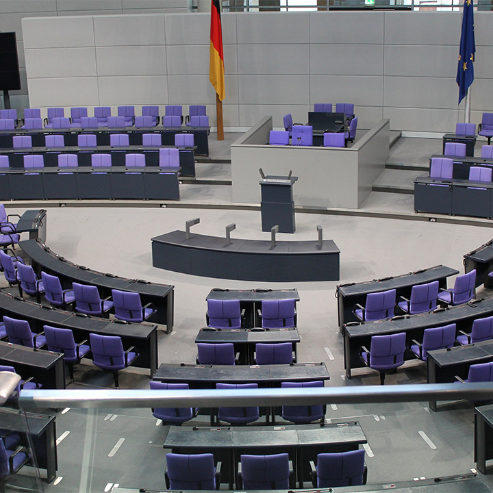 Pixabay-clareich-369049-Bundestag-Regierung-Berlin-720x720-quadrat